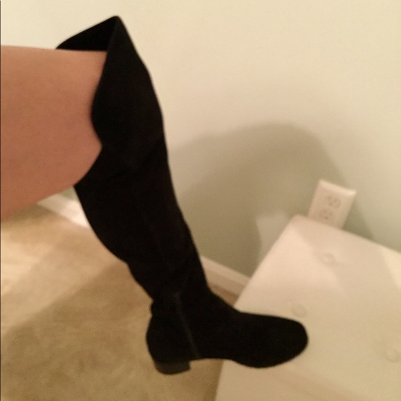 Stuart Weitzman over the knee boots - Picture 8 of 11